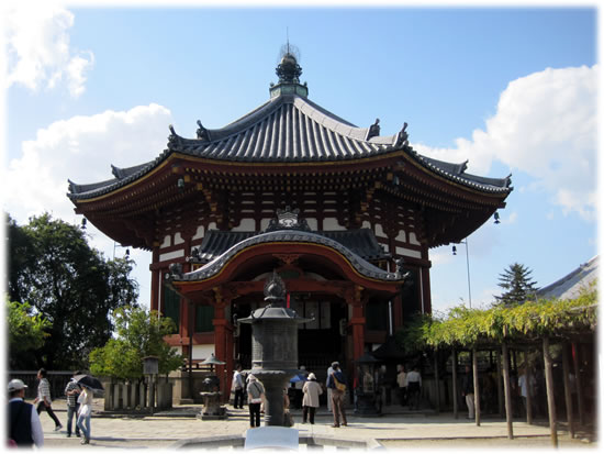 興福寺「南円堂」