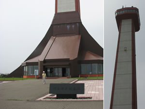 開基百年記念塔や北方記念館（海抜240ｍ）