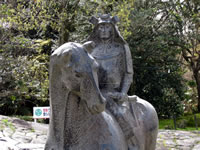 松平元康の石像