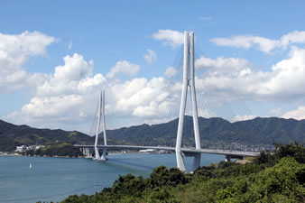 広島と愛媛を結ぶ世界一の斜張橋