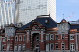 東京駅・丸の内側（中央口改札）