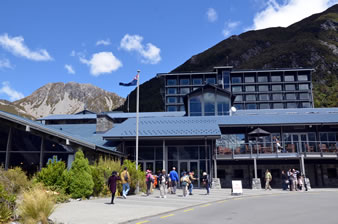ランチバイキングはハーミテージ・ホテル内レストラン（ニュージーランドきってのすばらしい料理です。）