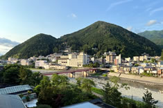 ����̏h���́A���C����u�����فv