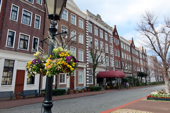 �z�e���A���X�e���_�� �n�E�X�e���{�X