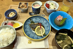 �z�e�����H