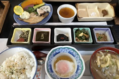 旅館の朝食 旅館の朝食